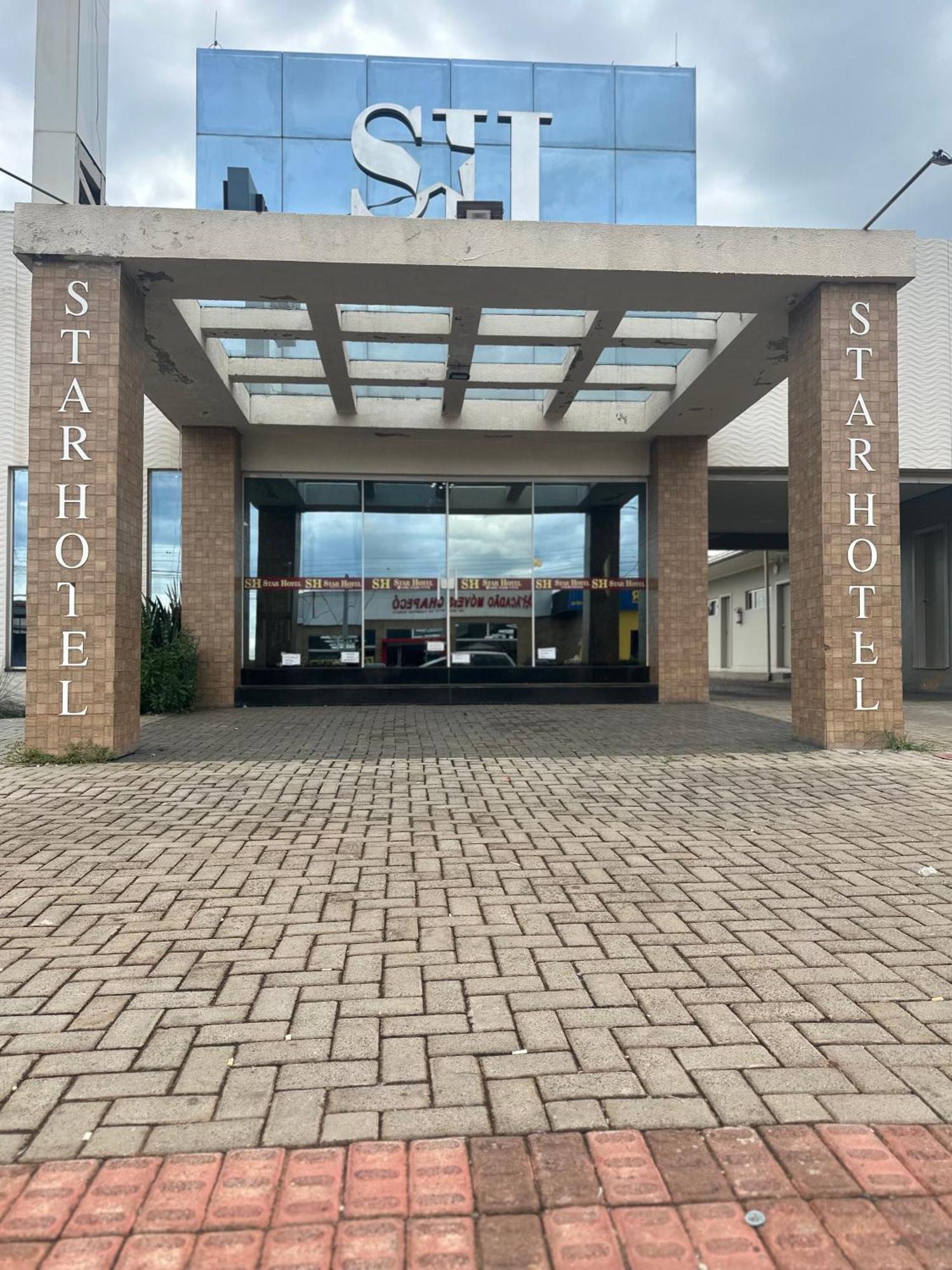 Star Hotel *