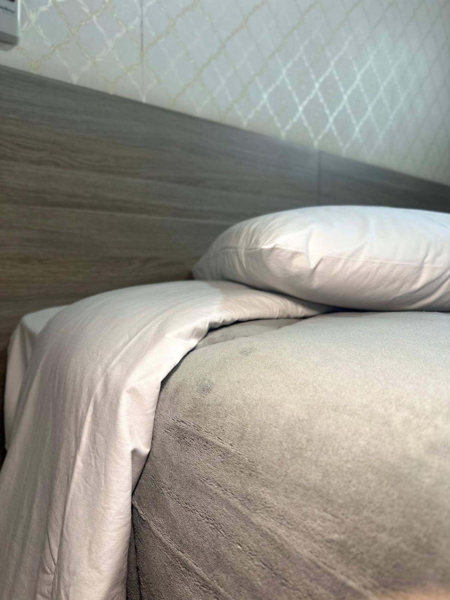 Star Hotel *